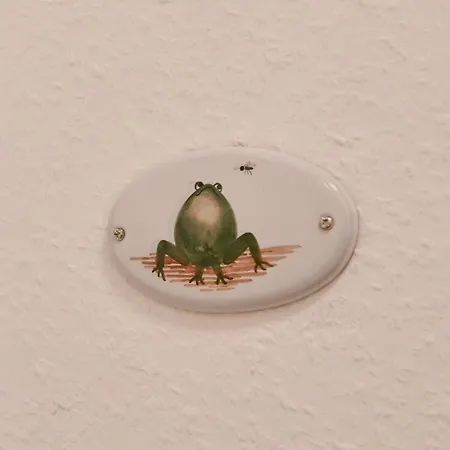 Frosch Διαμέρισμα *
